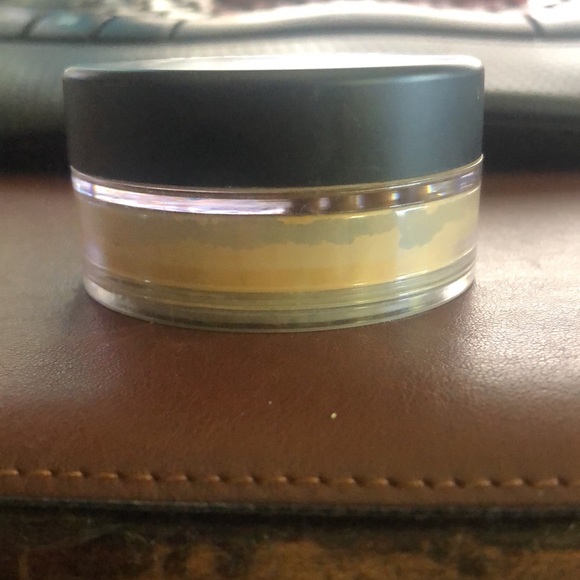 BareMinerals Matte foundation golden medium w2.  About a 1/4 of the jar left - Picture 3 of 4
